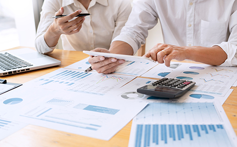 代账公司收费标准是多少？